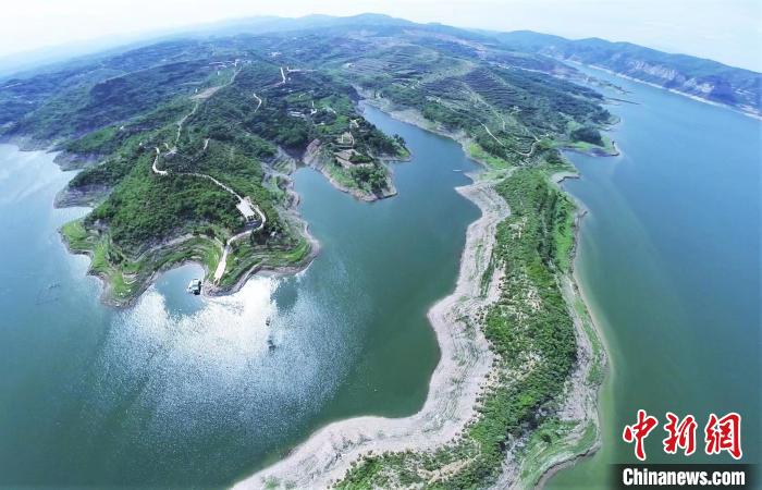 圖為航拍生態(tài)園現(xiàn)狀?！●T華 攝