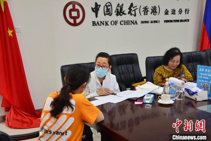 活動現(xiàn)場?！∮嘞娆B 攝