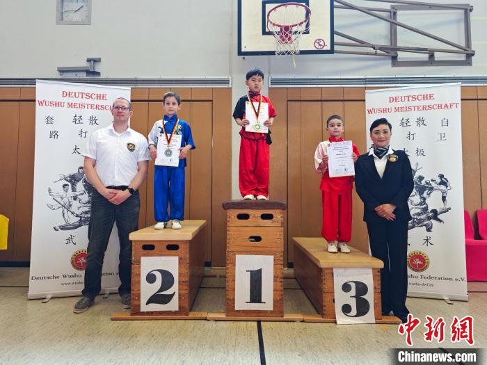 圖為活動(dòng)現(xiàn)場(chǎng)?！〉聡湫g(shù)聯(lián)合會(huì)供圖。