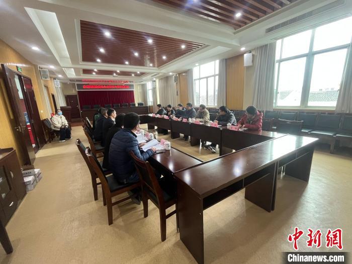 寧波大學(xué)東海研究院召開相關(guān)工作會議。(資料圖) 寧波大學(xué)東海研究院供圖