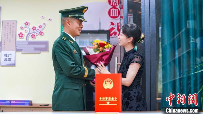 軍功章有你的一半。　張陳宇 攝