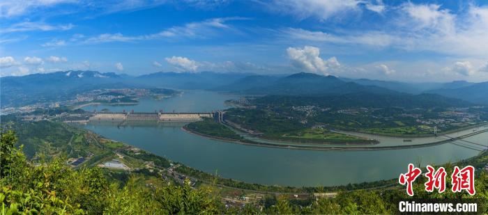 長(zhǎng)江干流6座梯級(jí)電站單日調(diào)峰量破歷史紀(jì)錄