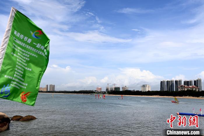 迷人的東山海景?！埥鸫?攝