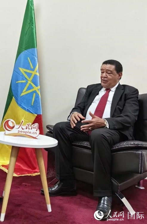 穆拉圖·特肖梅接受人民網(wǎng)專訪。人民網(wǎng)記者 陳星星攝