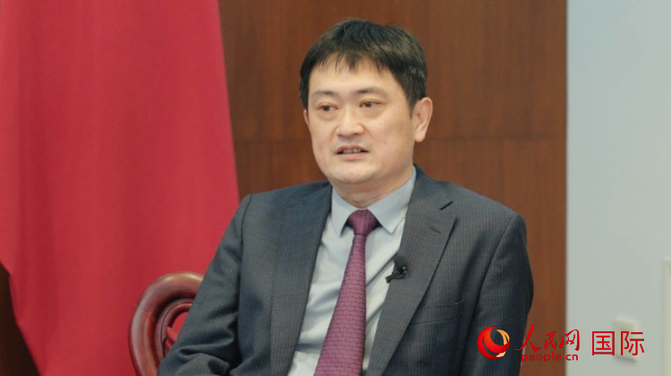 中國駐阿根廷使館代辦孫怡接受人民網(wǎng)專訪。人民網(wǎng)記者 張若涵攝