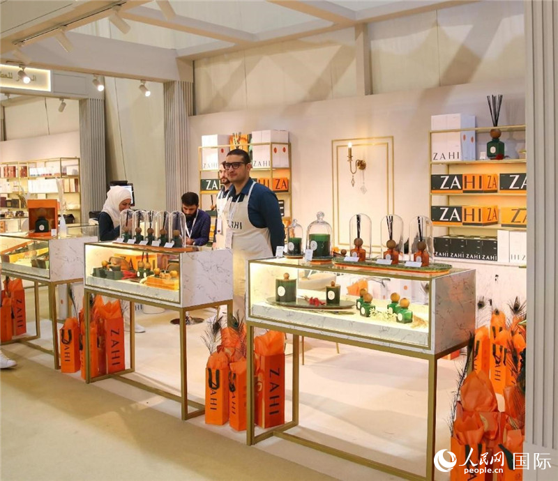 展會(huì)場(chǎng)景。人民網(wǎng) 塔里克·易卜拉欣攝