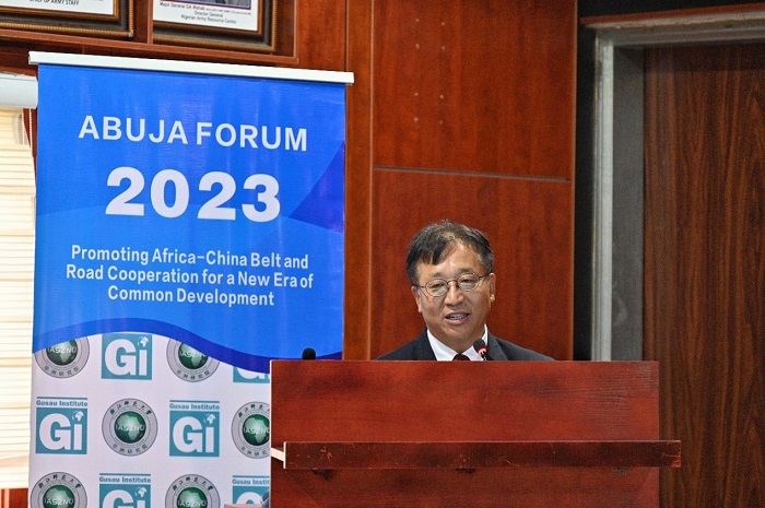 中國駐尼日利亞大使崔建春致辭。浙江師范大學(xué)非洲研究院供圖