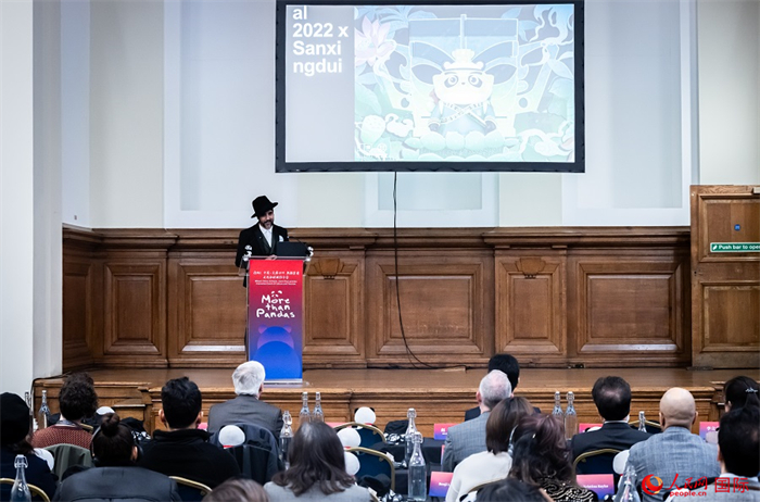 城市建筑與文化創(chuàng)意設(shè)計師卡姆·帕尼薩講述他和四川的故事。人民網(wǎng) 郭錦標(biāo)攝