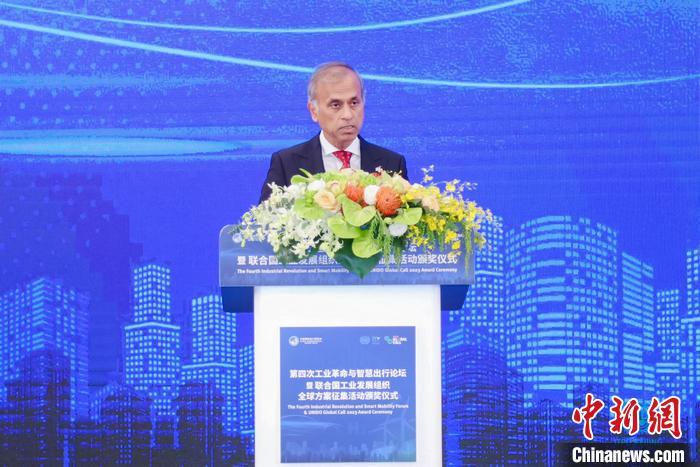 聯合國駐華協調員常啟德發(fā)表演講。