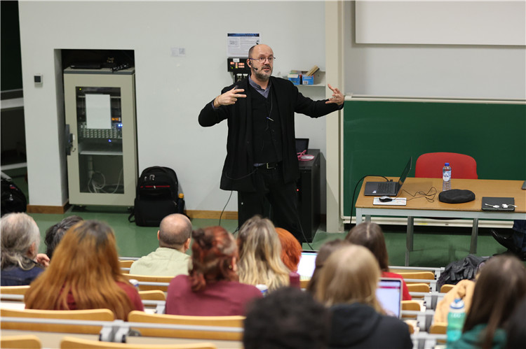 圖為講座現(xiàn)場。布魯塞爾中國文化中心供圖