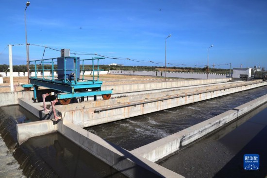這是11月28日在突尼斯蘇塞市拍攝的中企承接建造的哈姆敦污水處理站一角。新華社記者 黃靈 攝