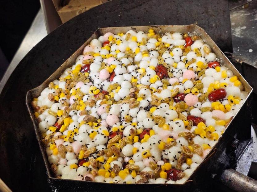 南京特色小吃梅花糕。圖片來源：臺(tái)灣“中時(shí)新聞網(wǎng)”游定剛攝