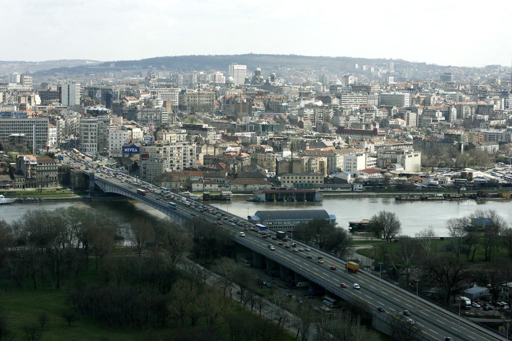 這是2015年3月30日拍攝的塞爾維亞首都貝爾格萊德老城區(qū)。貝爾格萊德是塞爾維亞的首都，坐落在薩瓦河和多瑙河的交匯處，是歐洲最古老的城市之一。新華社發(fā)（普雷德拉格·米洛薩夫列維奇攝）