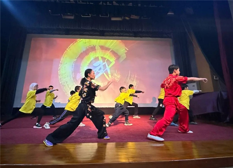 圖為2023“中華文化大樂(lè)園—埃及開(kāi)羅營(yíng)”閉幕式活動(dòng)現(xiàn)場(chǎng)。主辦方供圖