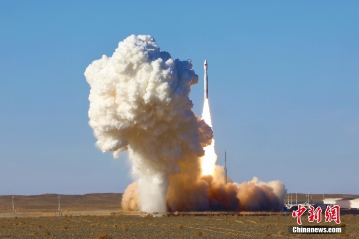 圖為發(fā)射現(xiàn)場。 王海霞 攝