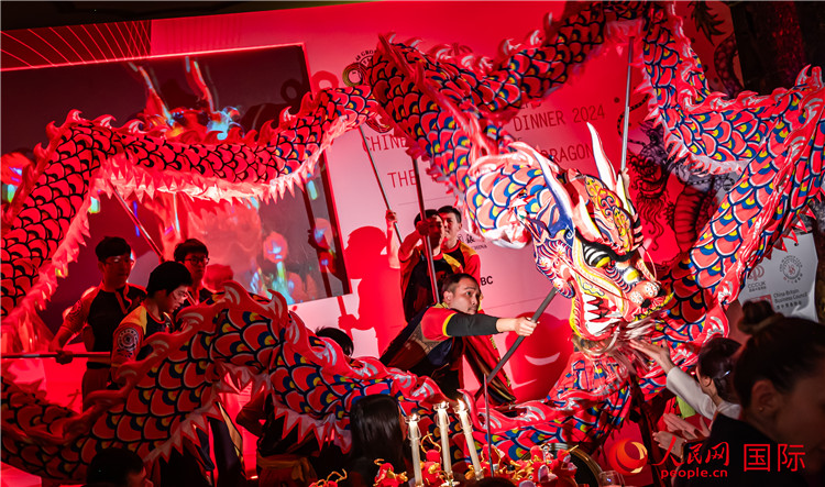 “共慶中國年 共享新機遇”破冰者新春晚宴現(xiàn)場盛況。人民網(wǎng) 郭錦標(biāo)攝