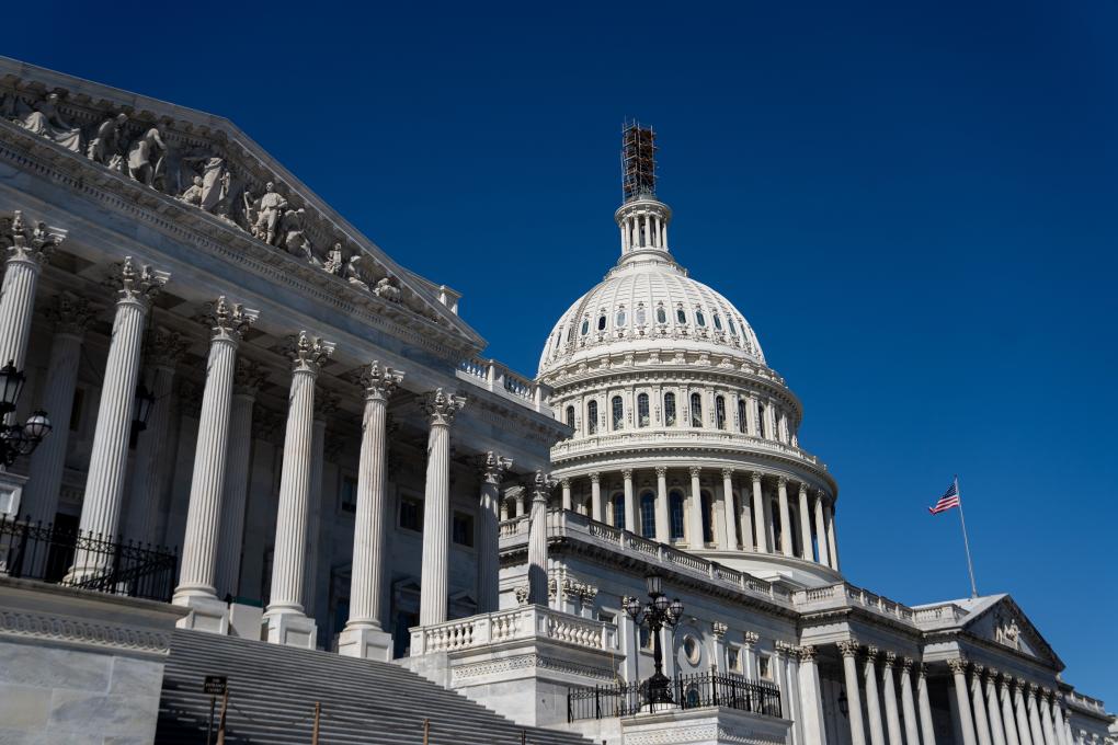 圖為2023年10月11日在美國(guó)首都華盛頓拍攝的國(guó)會(huì)大廈。新華社記者 劉杰 攝