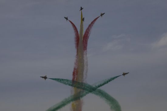 飛行表演現(xiàn)場(chǎng)。王曉東 攝