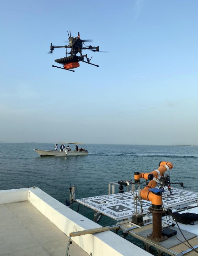 圖為飛鷹隊(duì)在比賽中。北京理工大學(xué)供圖