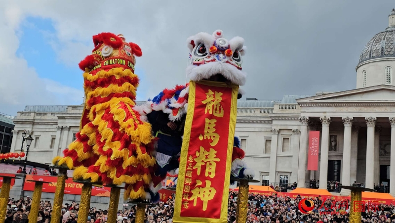 倫敦新春慶典現(xiàn)場。人民網(wǎng) 郭錦標(biāo)、楊浩鵬攝