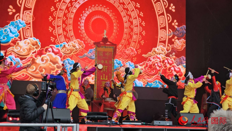 倫敦新春慶典現(xiàn)場。人民網(wǎng) 郭錦標(biāo)、楊浩鵬攝