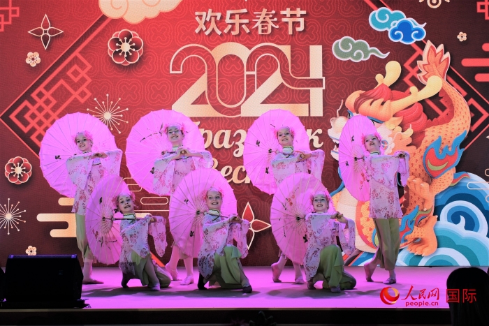 活動(dòng)現(xiàn)場(chǎng)的精彩演出。于子恒攝