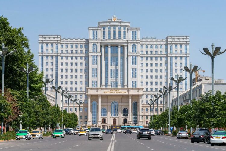 第1視點(diǎn)丨這兩座大樓，見(jiàn)證著中塔友誼