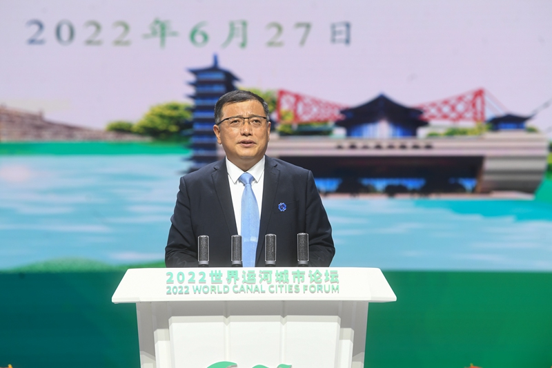 揚(yáng)州市委常委、常務(wù)副市長(zhǎng)陳鍇竑作推介發(fā)言。邵丹攝