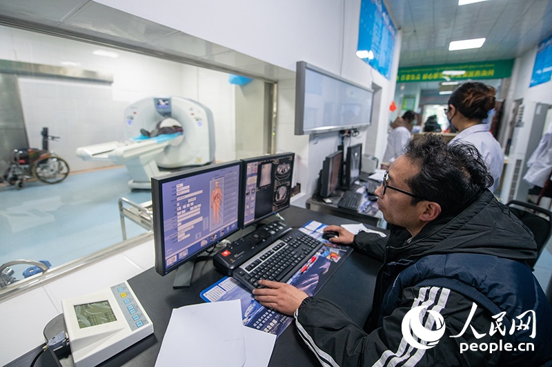 震中日記｜“謝謝，曼巴啦！”