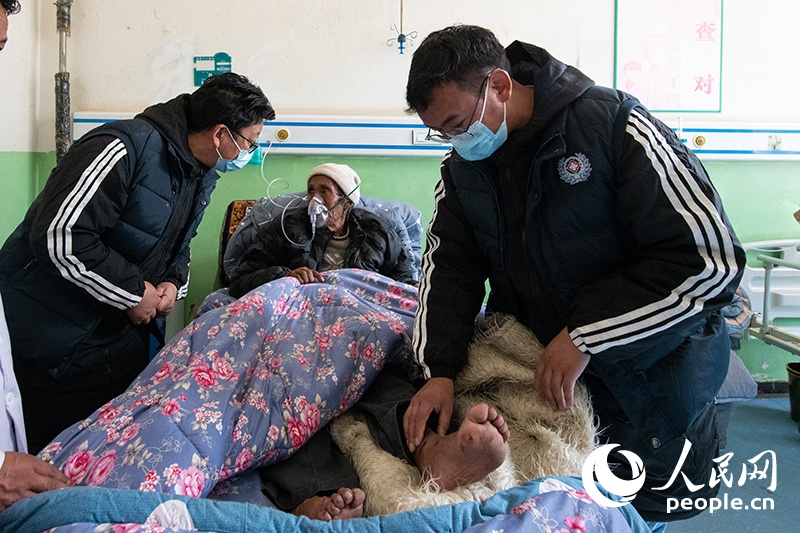 震中日記｜“謝謝，曼巴啦！”