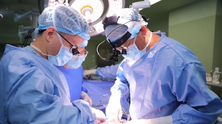 17歲少年咳嗽發(fā)熱15天，找不到感染原因！一查心臟更嚇人！上海醫(yī)生出手→