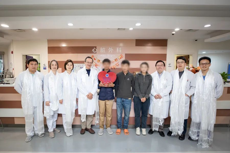 17歲少年咳嗽發(fā)熱15天，找不到感染原因！一查心臟更嚇人！上海醫(yī)生出手→