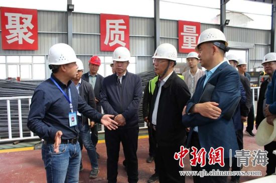 圖為生態(tài)環(huán)保專(zhuān)項(xiàng)督查現(xiàn)場(chǎng)。 孫舒亞攝