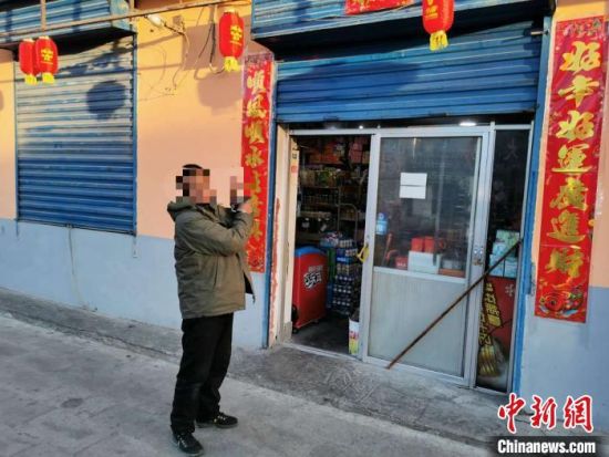 圖為犯罪嫌疑人指認(rèn)現(xiàn)場(chǎng)?！∏嗪Ｊ」矎d森林警察總隊(duì)刑偵治安支隊(duì)供圖