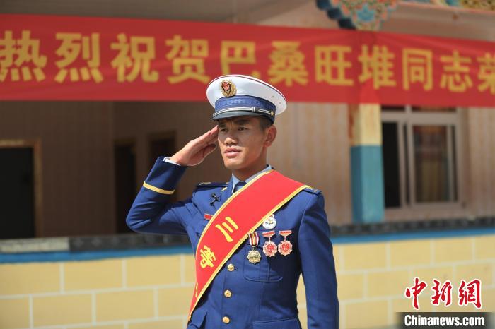 護(hù)西藏“江南”森林生態(tài)安全、提升專業(yè)技能兩位消防員獲個(gè)人三等功