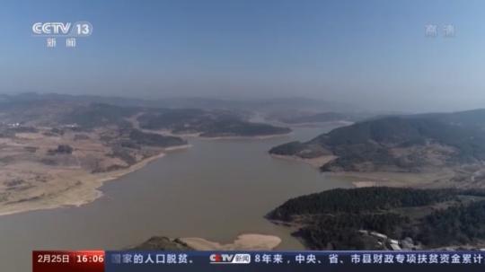 種蘑菇、養(yǎng)駱駝...。。特色產業(yè)助力鄉(xiāng)村振興走新路