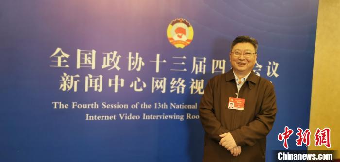 圖為全國政協(xié)委員、青海省統(tǒng)戰(zhàn)部部長公保扎西。受訪者供圖