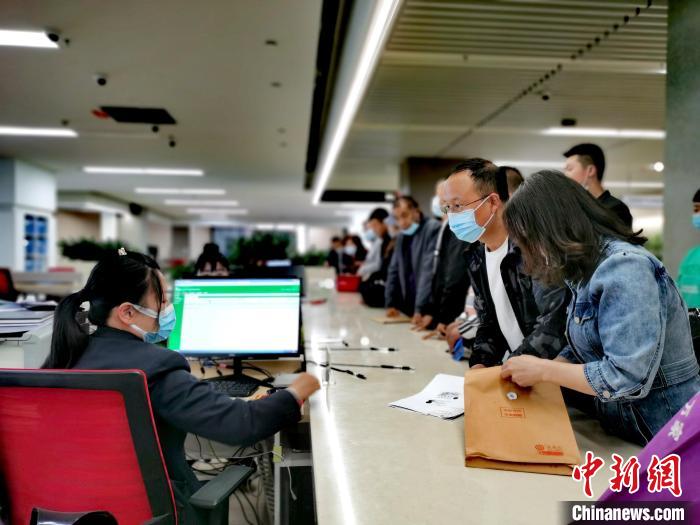 從“何以為家”到安居樂(lè)業(yè):青海西寧公租房里的“住房夢(mèng)”