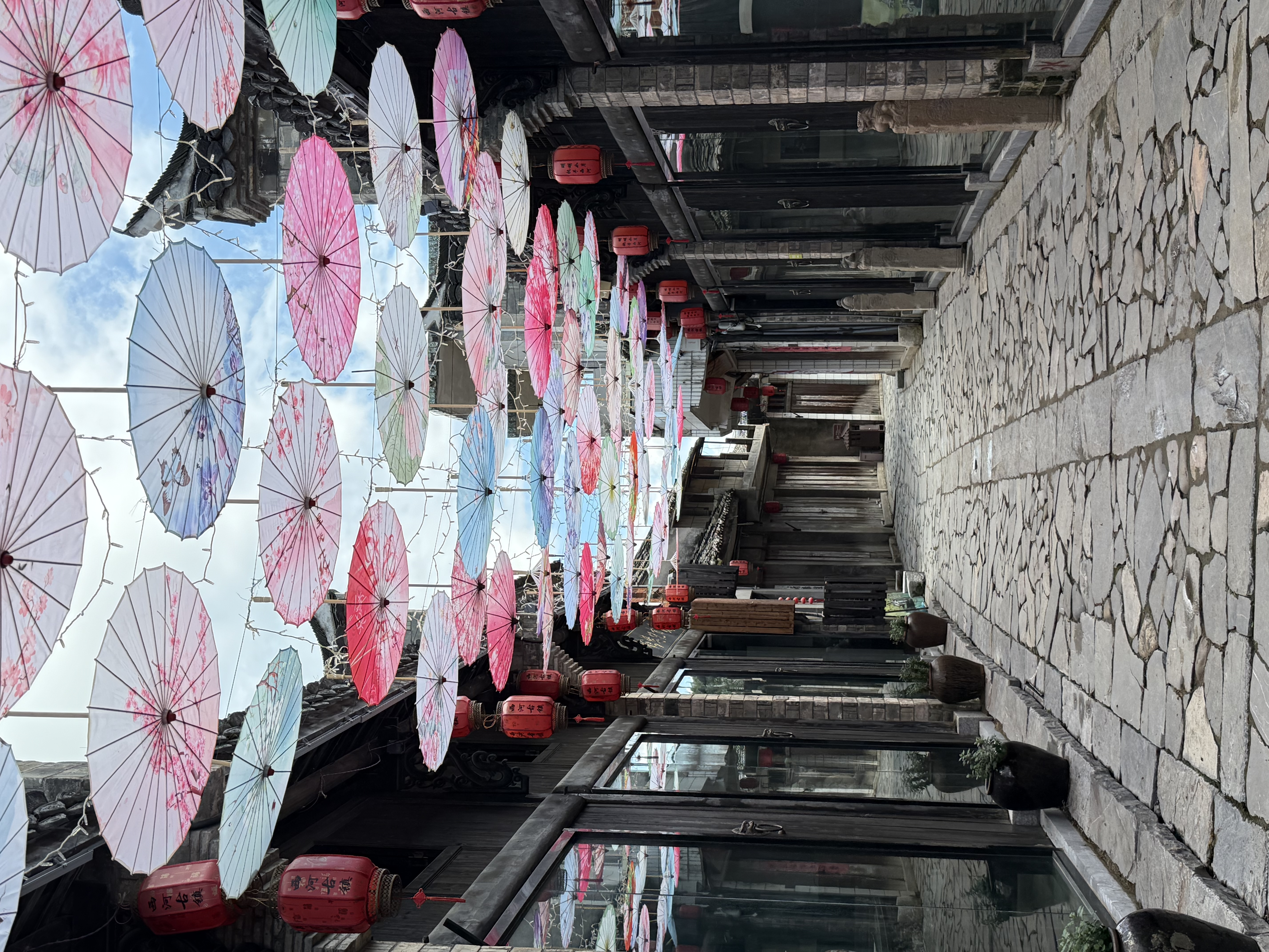 【2024打卡中國】外國網紅打卡蕪湖西河古鎮(zhèn) 品“江南水鄉(xiāng)”古韻長(組圖)