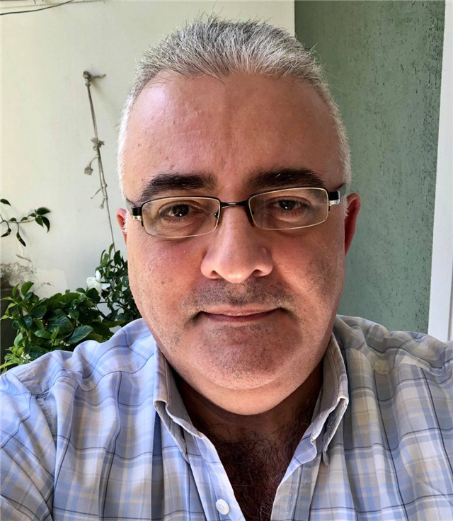 阿亞斯自拍照。受訪者供圖