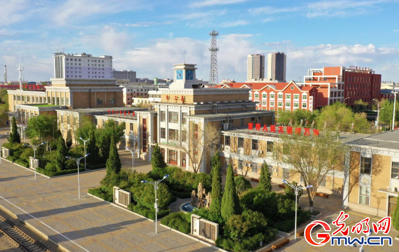 發(fā)現(xiàn)最美鐵路｜鐵龍奔騰！抒寫中歐班列草原絲路新篇章