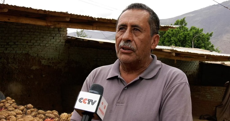 資訊有故事丨秘魯安第斯國(guó)家公路項(xiàng)目 “為當(dāng)?shù)孛癖娦藿ㄐ腋:陀颜x之路”