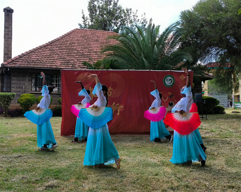 埃格頓大學(xué)春節(jié)體驗(yàn)活動(dòng)。埃格頓大學(xué)孔子學(xué)院供圖