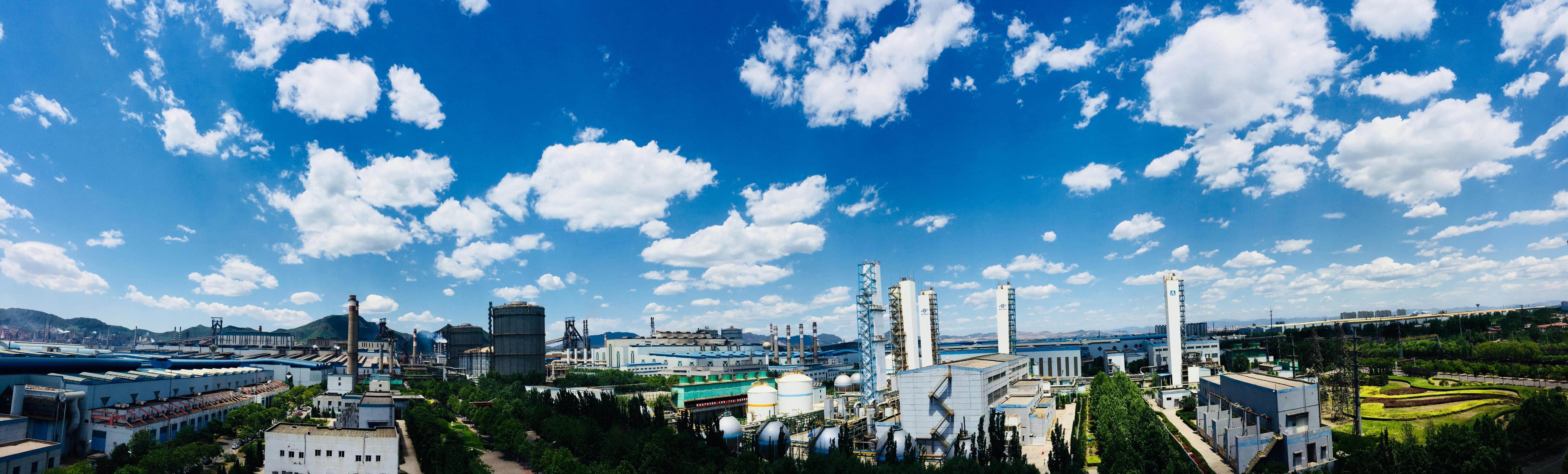 首鋼股份公司遷安鋼鐵公司。尹小龍攝