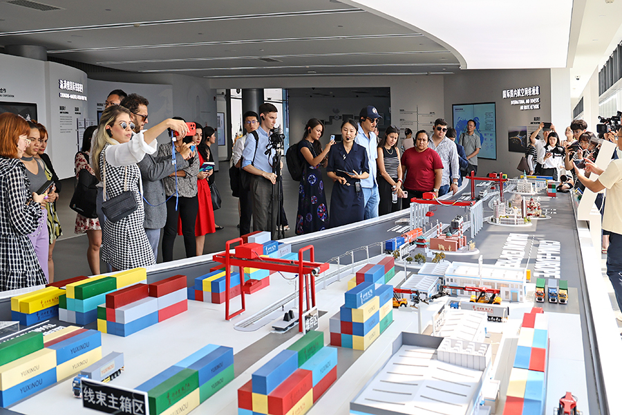 時政微觀察丨再次考察西部陸海新通道，總書記提出新要求