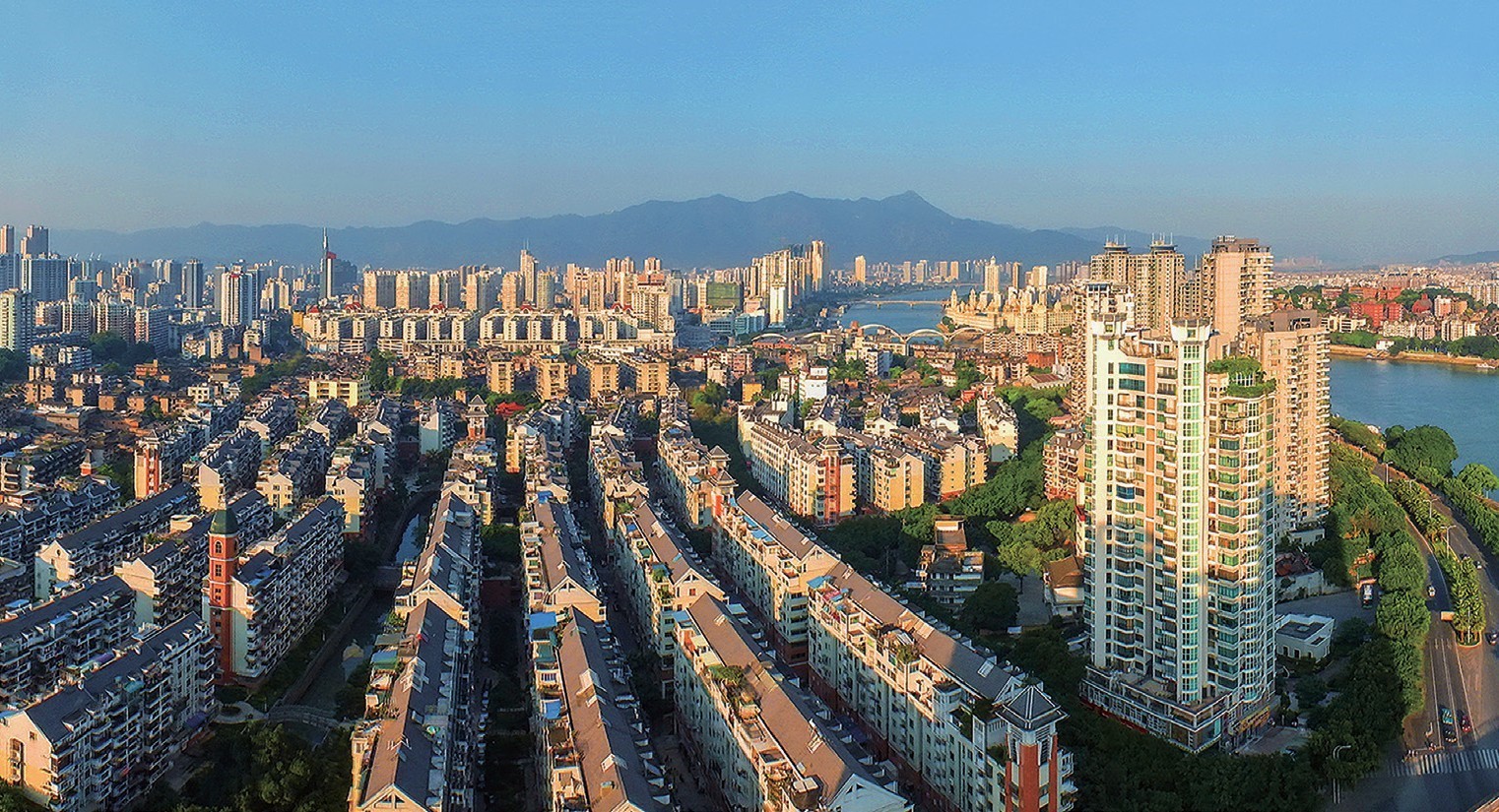 2018年，福州市臺(tái)江區(qū)蒼霞新城，高樓拔地而起，舊貌換新顏。