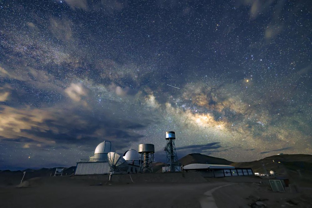 絕美暗夜星空。貢覺群培攝