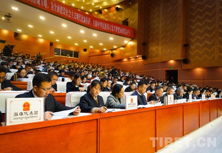 兩會(huì)03.jpg 兩會(huì)03.jpg