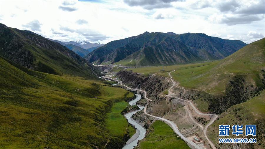 (新華全媒頭條·走向我們的小康生活·圖文互動(dòng))(1)綠色繪就三江源——來自青海脫貧奔小康一線的蹲點(diǎn)報(bào)告