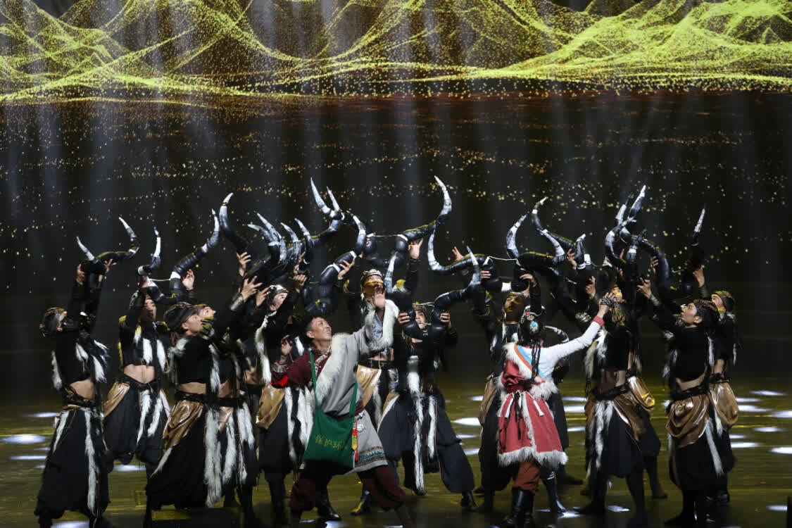 “從黃河到長(zhǎng)江”，上海音樂學(xué)院聯(lián)合青海果洛州打造主題音樂會(huì)